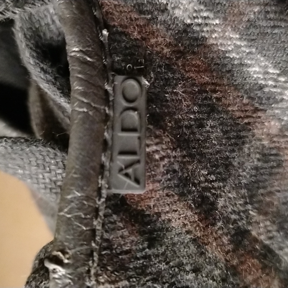 😎 Cute Aldo black plaid high heel sneakers🪷 - Picture 8 of 8